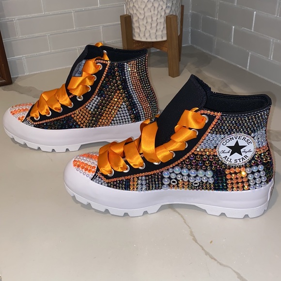 Custom Women’s Converse - Picture 4 of 6